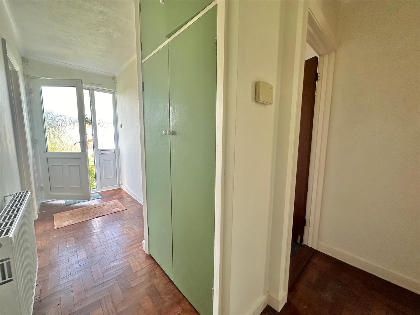 2 bed property in Upland Crescent, Truro